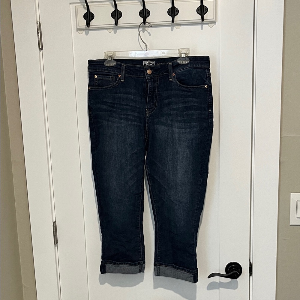 Signature by Levi Strauss Dark Indigo Cropped Jeans